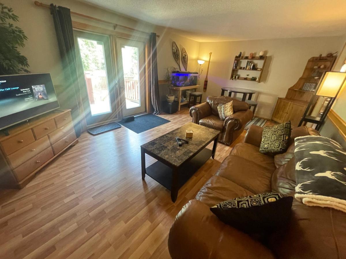 Blaeberry Valley Vacation Rentals ゴールデン エクステリア 写真