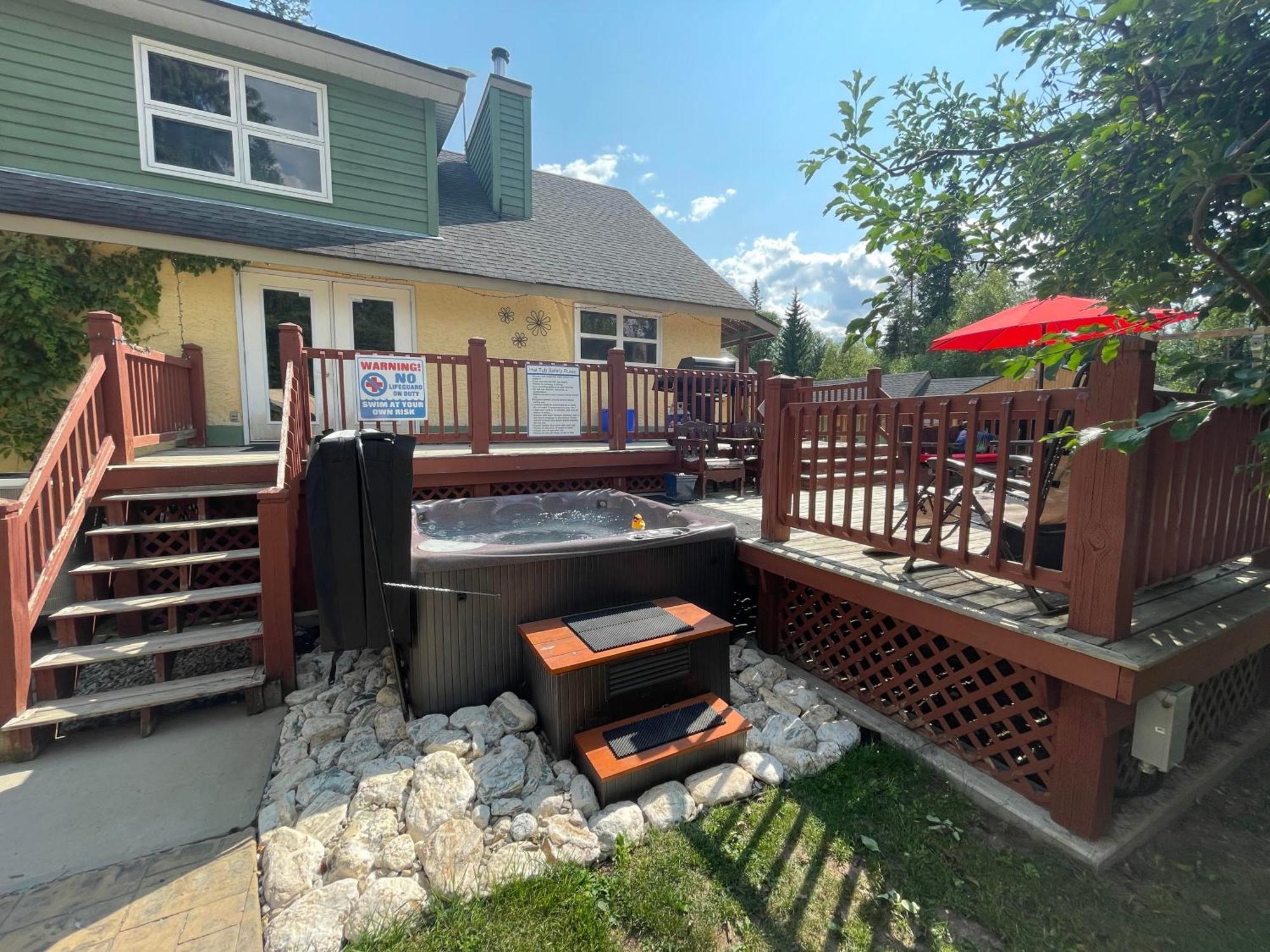 Blaeberry Valley Vacation Rentals ゴールデン エクステリア 写真