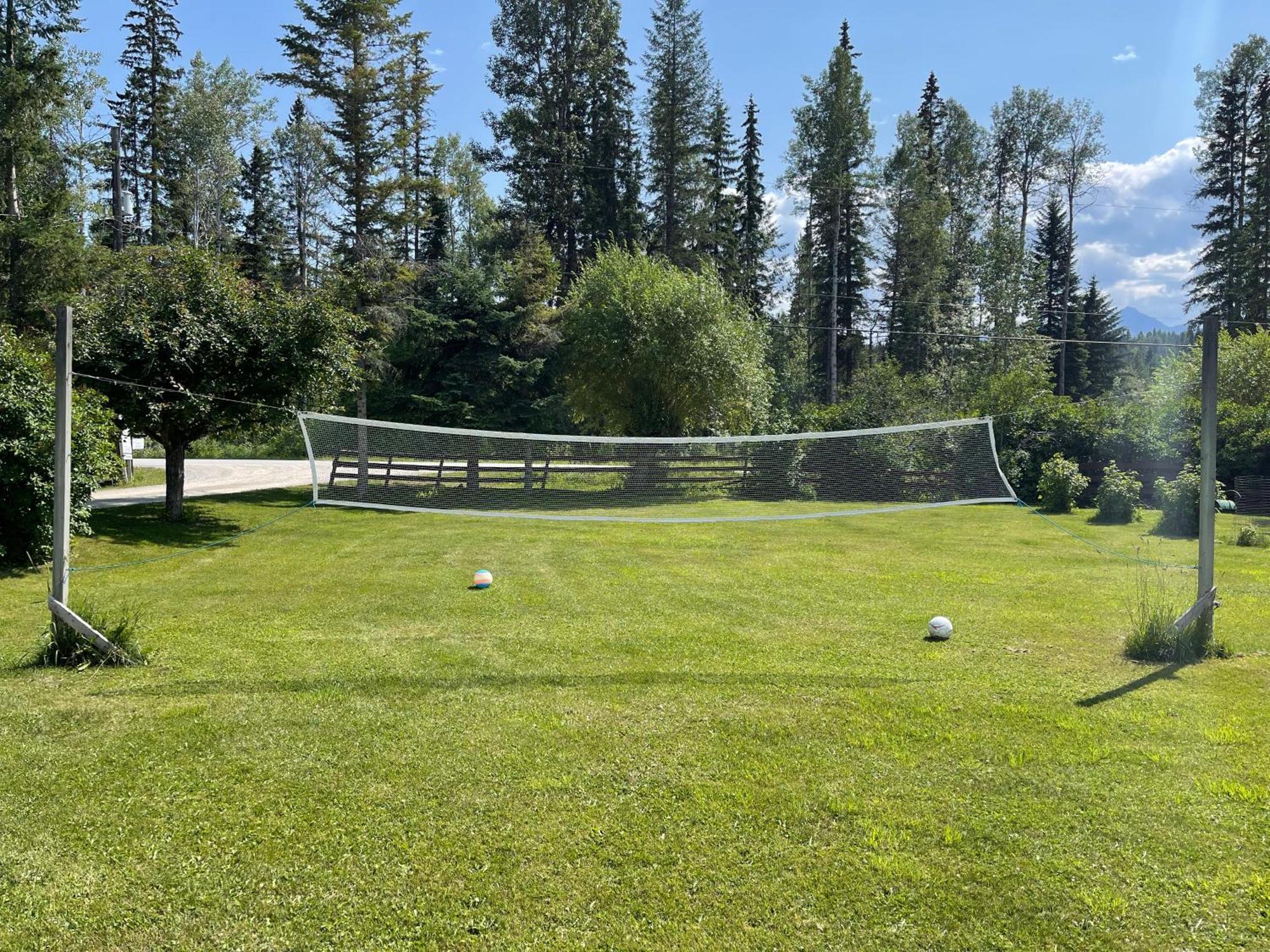 Blaeberry Valley Vacation Rentals ゴールデン エクステリア 写真